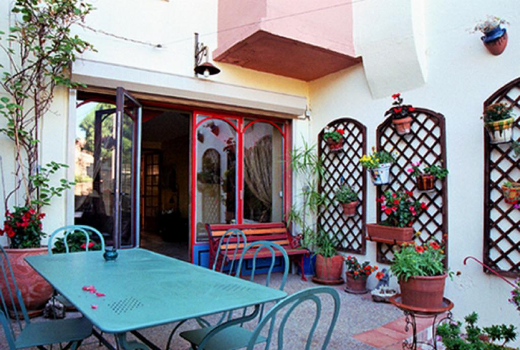 La Maison De Josepha Hotel Ferrals-les-Corbieres Exterior photo